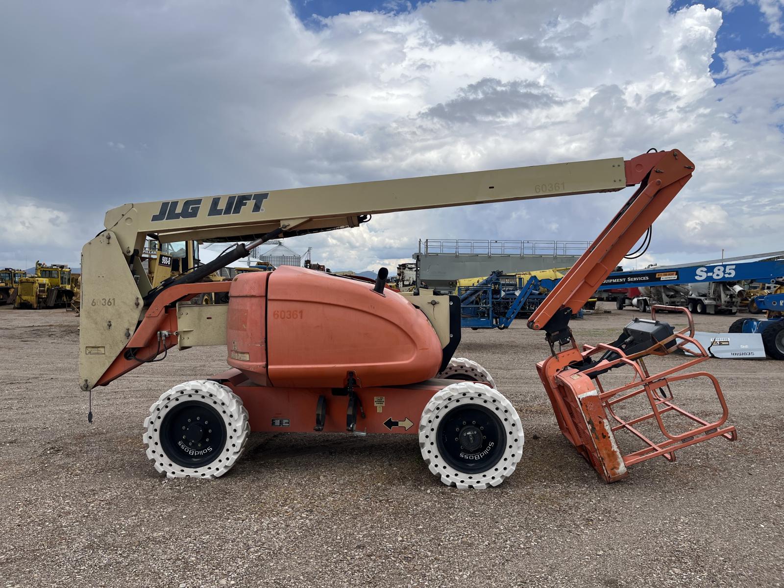 ./imagenes/INVOICE/2019/18178/JLG 600AJ (16).JPG